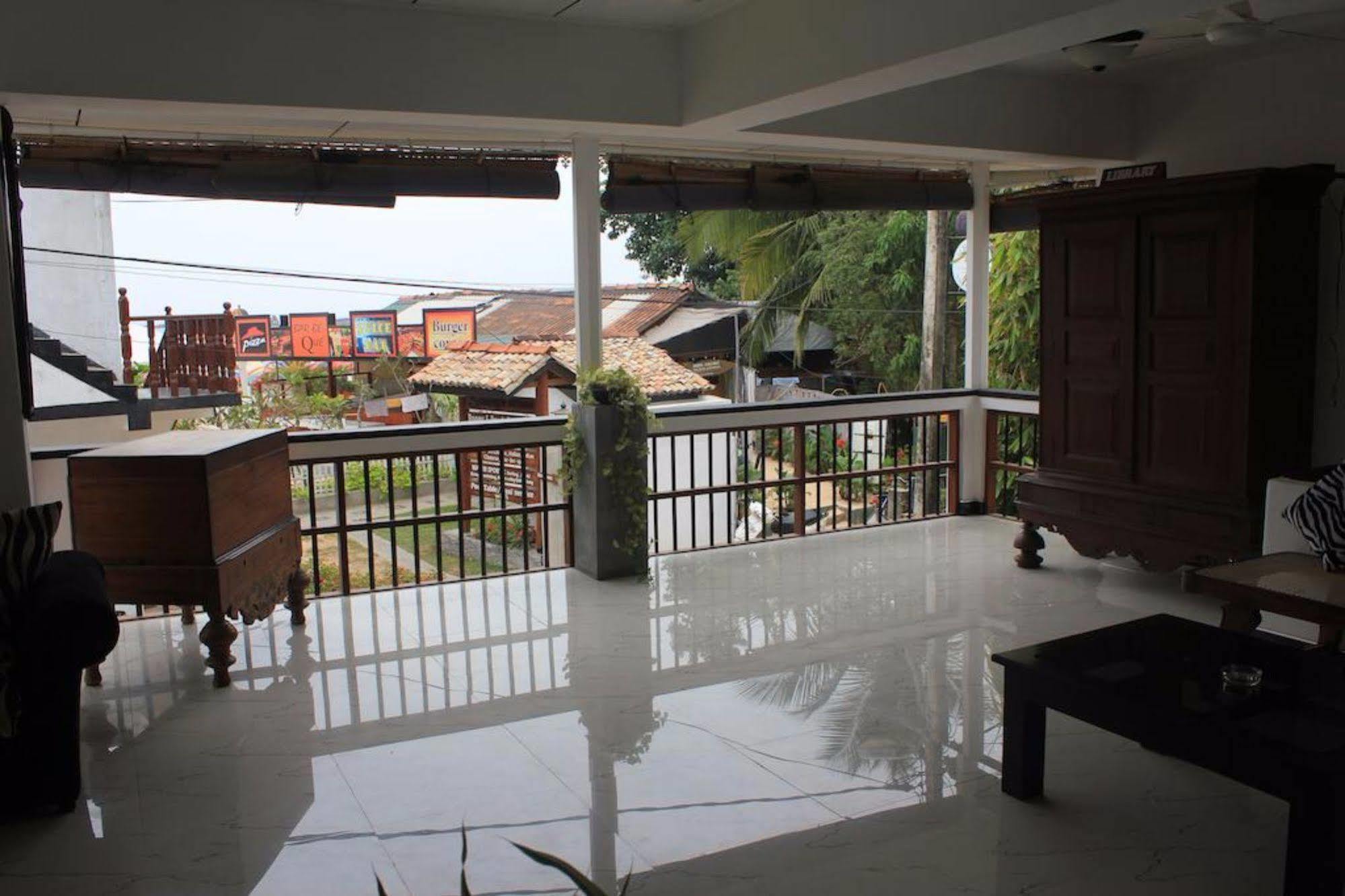 Samaya Beach Hotel Unawatuna Exterior photo